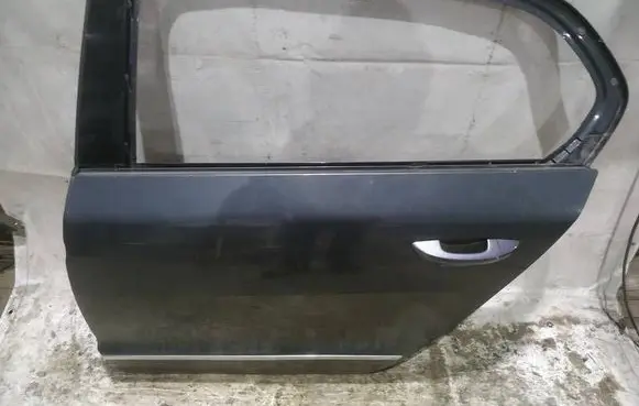 Skoda Superb B6 (3T) Rear door PILKOS