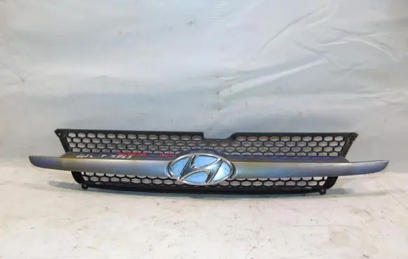 Hyundai Getz Front bumper upper radiator grill 863651C000