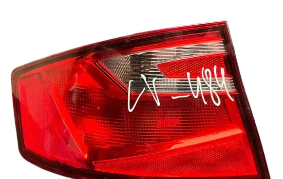Seat Toledo IV (NH) Rear/tail lights 18489601