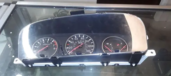 Nissan X-Trail T30 Speedometer (instrument cluster) EQ316