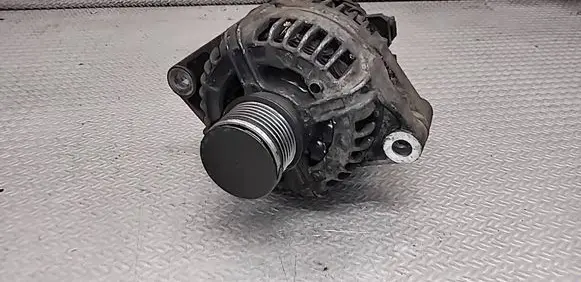 Opel Zafira B Generator/alternator