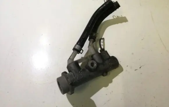 Nissan Almera N16 Master brake cylinder 22157979