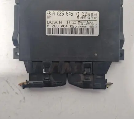 Mercedes-Benz E W211 Parking PDC control unit/module A0255457132 39E00351 0263004025