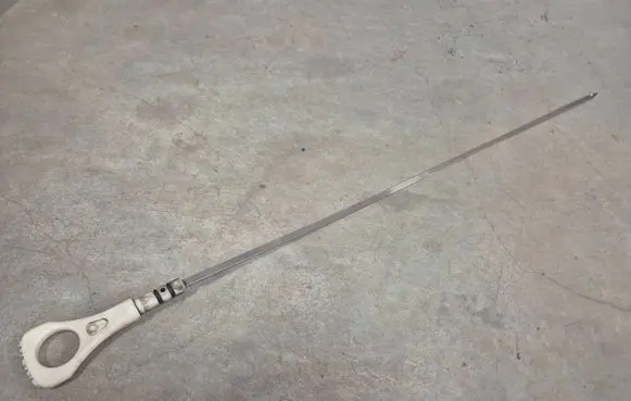 Mitsubishi Pajero Sport I Oil level dip stick 