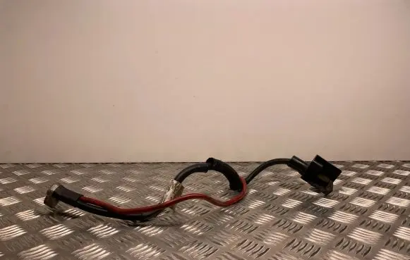 Positive cable (battery)