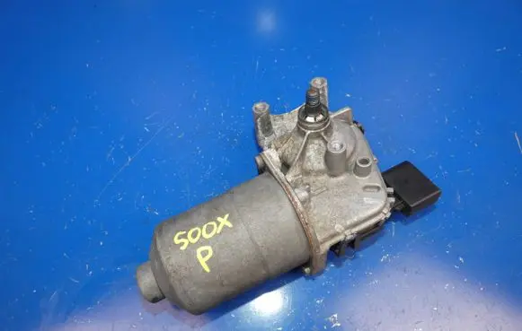 Front wiper linkage and motor