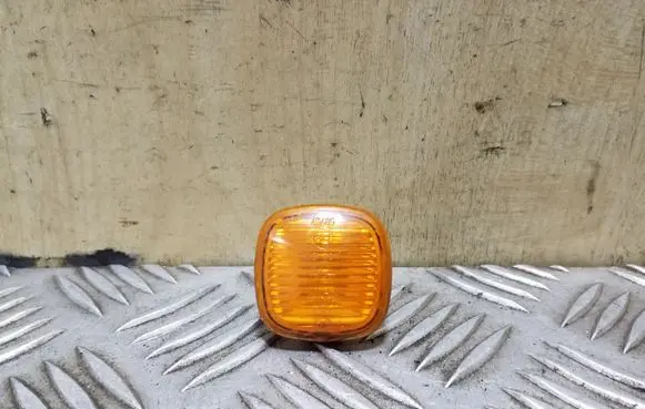 Audi A4 S4 B5 8D Front fender indicator light 4D0949127