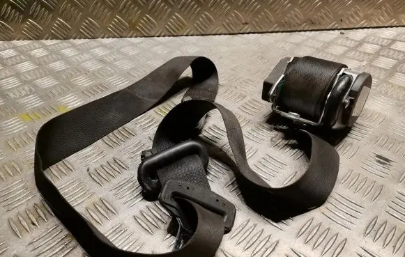 Mercedes-Benz A W169 Front seatbelt 1698603385
