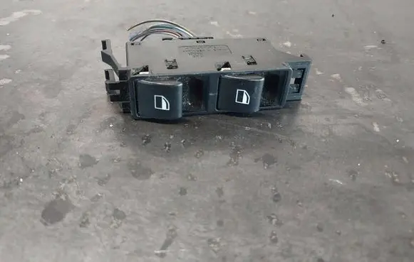 Electric window control switch