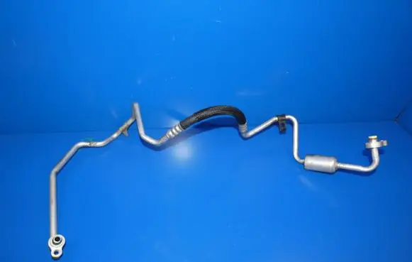 Jaguar XJ X351 Air conditioning (A/C) pipe/hose