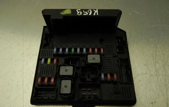Nissan Qashqai+2 Fuse box set 284B7JD000 K659