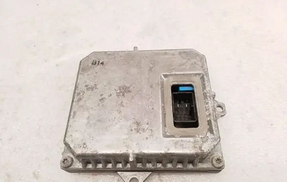 BMW 3 E46 Headlight ballast module Xenon 1307329074
