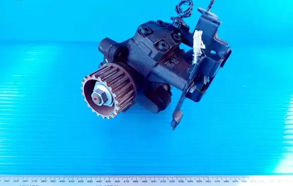 Renault Megane III Fuel injection high pressure pump A2C53351931