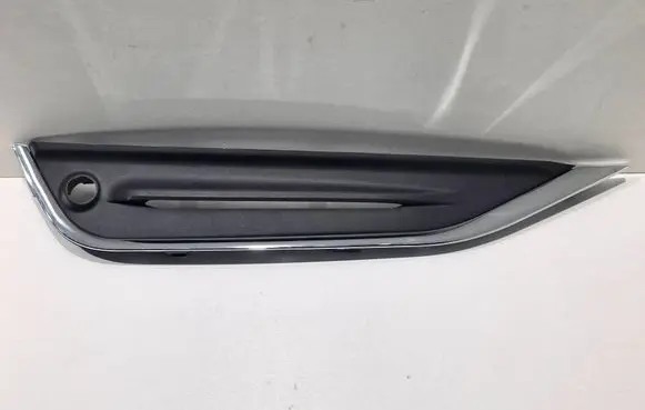 Front bumper lower grill
