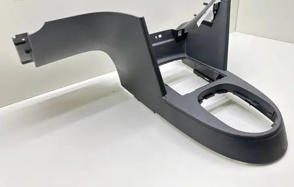 Volkswagen Touran II Center console 104630452 LFDNR665 17112010013