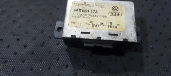 Audi A6 S6 C4 4A Other control units/modules 4A0951173 950138