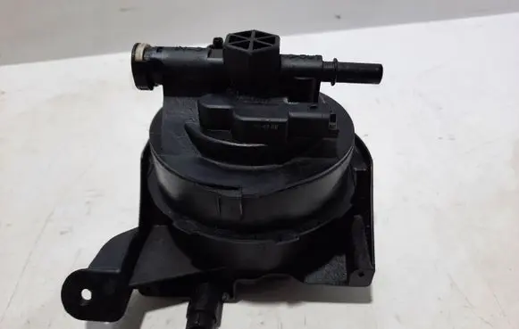 Volvo C30 Fuel filter housing 9645928180