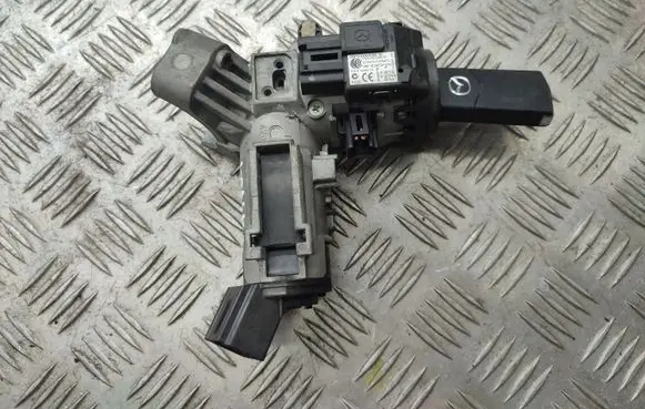 Mazda 2 Ignition lock D01H66938B