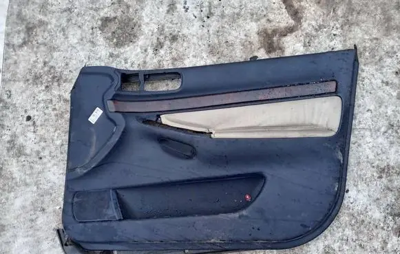 Front door card panel trim
