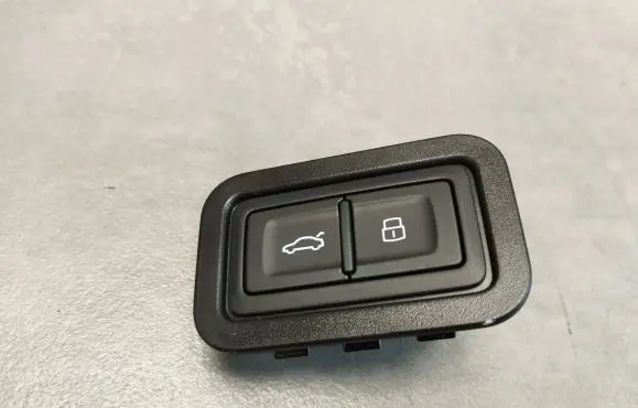 Audi A6 S6 C7 4G Tailgate opening switch 4G0959831B