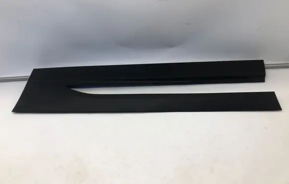 Opel Mokka B Front door trim (molding) 9848847880