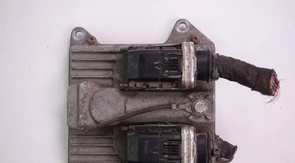 Opel Vectra C Engine control unit/module 55562443