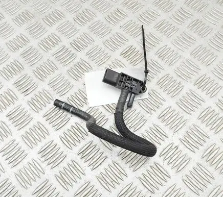 Volkswagen PASSAT CC Exhaust gas pressure sensor 076906051B 51MPP0203