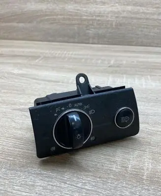 Mercedes-Benz E W211 Light switch 2115450104 04056000