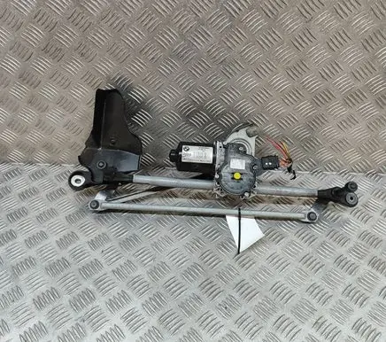 BMW 2 F22 F23 Front wiper linkage and motor 7239510 7267503