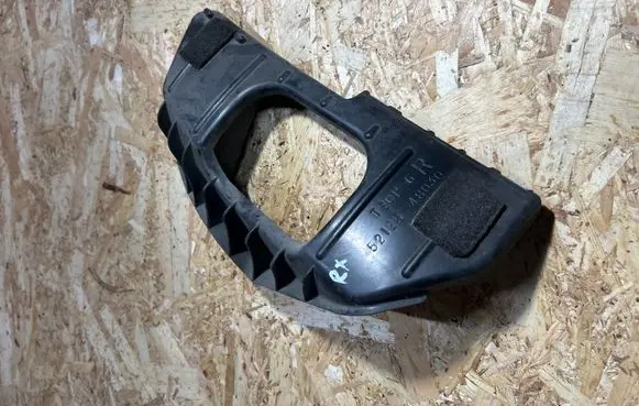 Lexus RX 330 - 350 - 400H Fog light bracket 5212548030