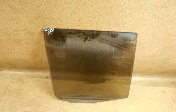 Toyota Land Cruiser (J100) Rear door window glass 