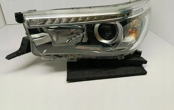 Toyota Hilux VIII LED Daytime headlight 0K-56
