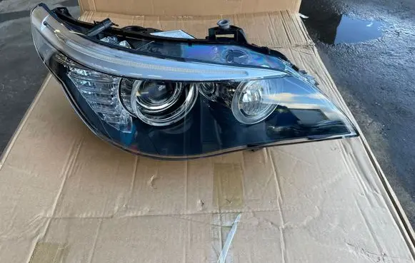BMW 5 E60 E61 Headlight/headlamp 1EL00945002