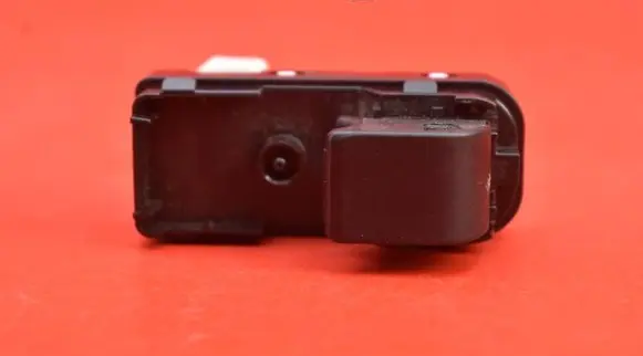 Mazda 6 Electric window control switch KD35-66-370