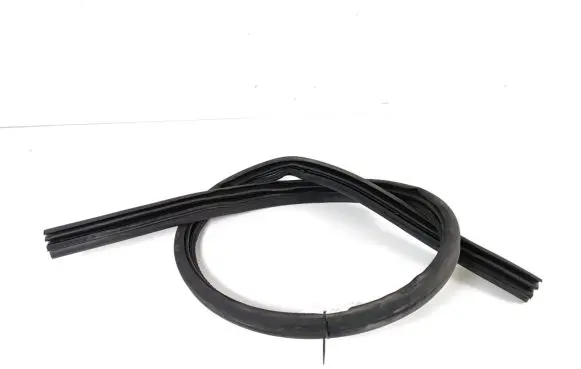 Mercedes-Benz SLK R172 Front door rubber seal A1726970051