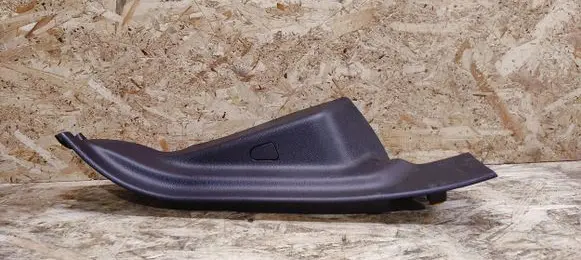 Alfa Romeo Giulia Rear seat side bottom trim 156129045