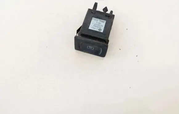 Volkswagen Golf IV Windscreen/window heater switch 1J0959621C