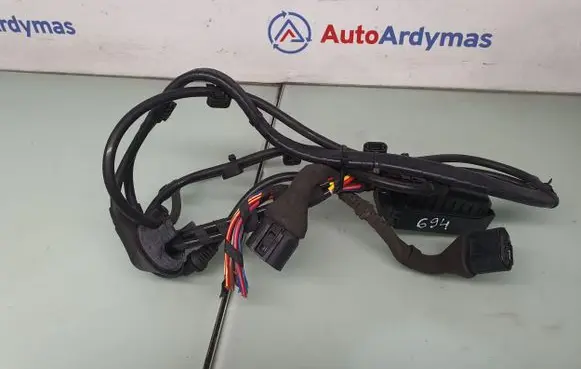 BMW X3 F25 Handbrake wiring loom/harness 9134047