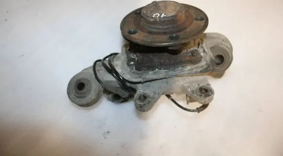 Volvo V70 Rear wheel hub