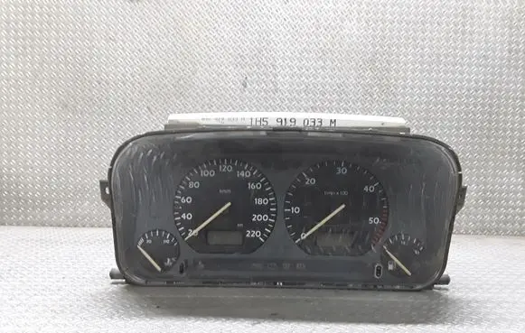 Volkswagen Golf III Speedometer (instrument cluster) 1H5919033M