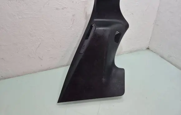 Dodge Grand Caravan (D) pillar trim (bottom) 0ZR15DX9AI