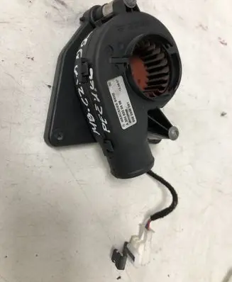 Mercedes-Benz C AMG W204 Seat fan/blower A2048300508 9592506051