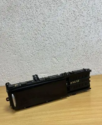 Land Rover Range Rover Sport L494 Cup holder DK62045H62BD D7678