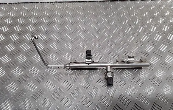 Fuel main line pipe