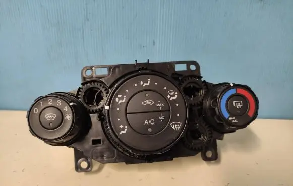 Ford Fiesta Climate control unit C1B1-19980-BE