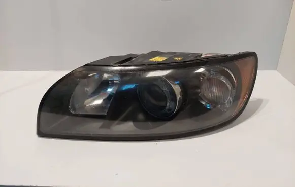Volvo S40 Headlight/headlamp 30744675 0301198375