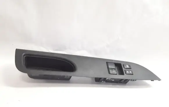 Nissan Micra Electric window control switch 809601HD1A