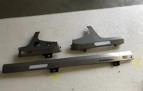 Audi Q7 4M Dashboard glove box trim 4M2853242 4M2853192