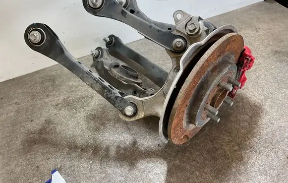 Ford Mach-E I Rear wheel hub spindle/knuckle LK9C5B759EN