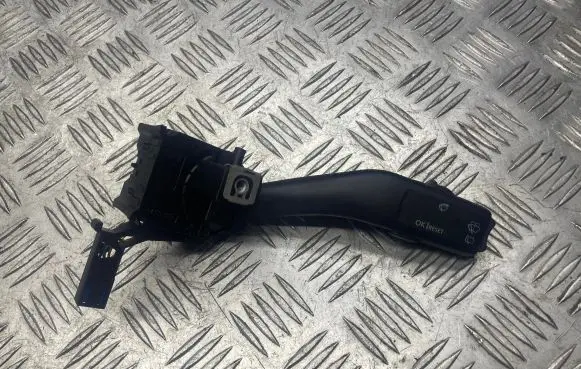 Volkswagen Touran I Wiper control stalk 1K0953519A 01203506 20050550895368